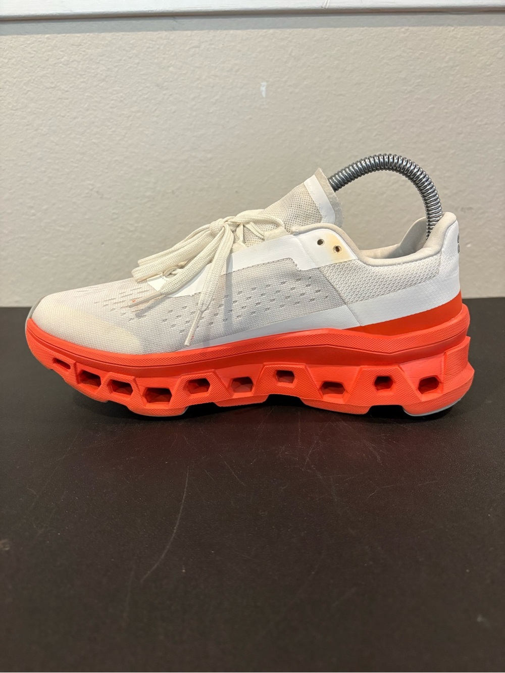 On Cloudmonster White Lightweight and Comfortable Running Shoes Women’s Size 9 - Picture 3 of 9